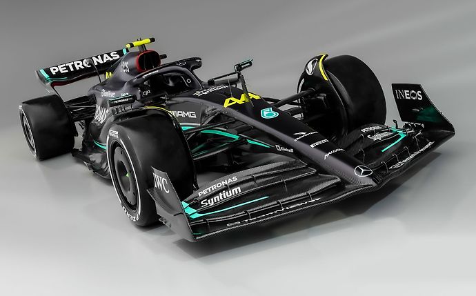 G42 partners with Mercedes-AMG PETRONAS F1 team