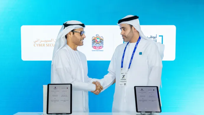 مركز النقل المتكامل (أبوظبي للتنقل) يبرم اتفاقيات مع جهات رائدة محلية ودولية خلال معرض «دريفت إكس 2025»