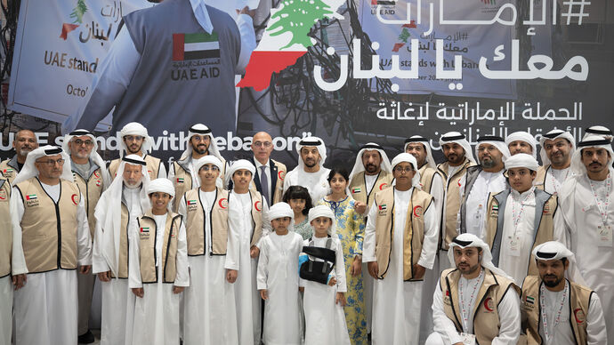Hamdan bin Zayed participates in UAE stands with Lebanon humanitarian campaign efforts in Abu Dhabi