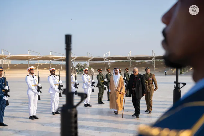 Zayed bin Mohamed bin Zayed receives President of Fiji at Wahat Al Karama