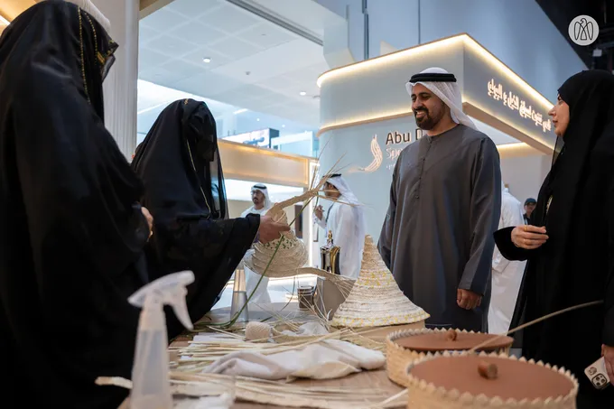 Theyab bin Mohamed bin Zayed visits 23rd Abu Dhabi International Hunting and Equestrian Exhibition