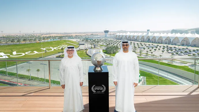 «إثارة» تفوز بجائزة F1 Promoter of the Year لعام 2025 وتستقطب عدداً قياسياً من الزوّار الدوليين إلى سباق جائزة الاتحاد للطيران الكبرى للفورمولا 1 في أبوظبي