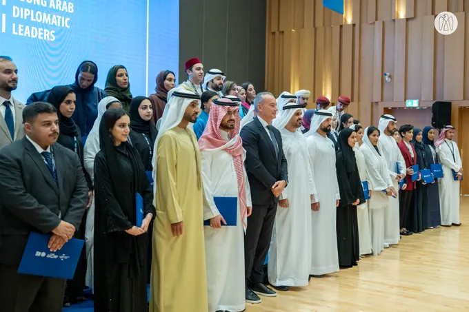 Under the patronage of Abdullah bin Zayed, and in the presence of Theyab bin Mohamed bin Zayed and Rashid bin Humaid Al Nuaimi, Arab Youth Center concludes 4th Arab Diplomatic Leaders Program in Abu Dhabi