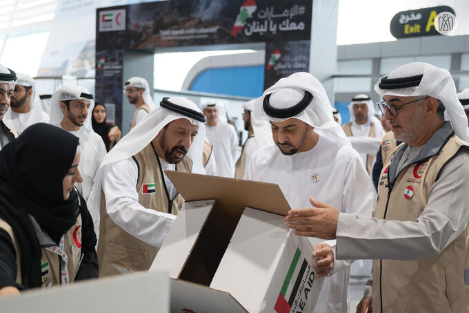 Hamdan bin Zayed participates in UAE stands with Lebanon humanitarian campaign efforts in Abu Dhabi