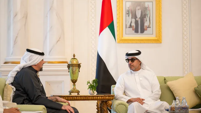 Hazza bin Zayed receives delegation from Department of Government Enablement – Abu Dhabi and reviews achievements and latest updates of Mawaheb Talent Hub in Al Ain Region