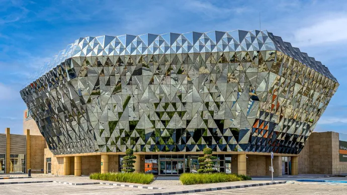 معهد باسكوم بالمر لطب العيون أبوظبي يبدأ استقبال مرضاه وتقديم خدمات تشخيصية ورعاية جراحية متطورة