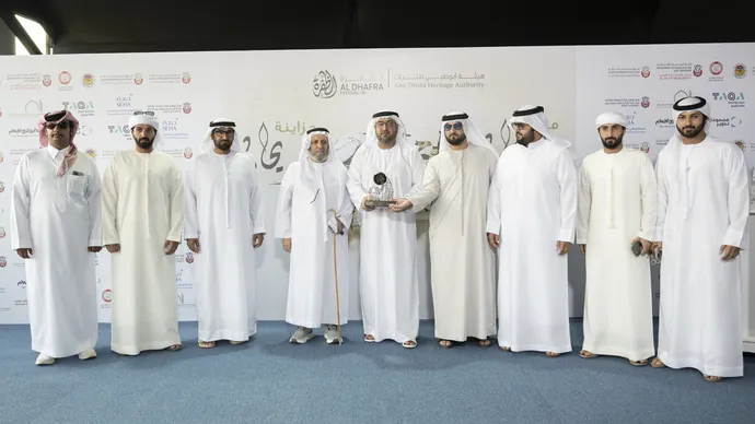 Mohammed bin Hamdan bin Zayed attends Sweihan Mazayna, part of Al Dhafra Festival