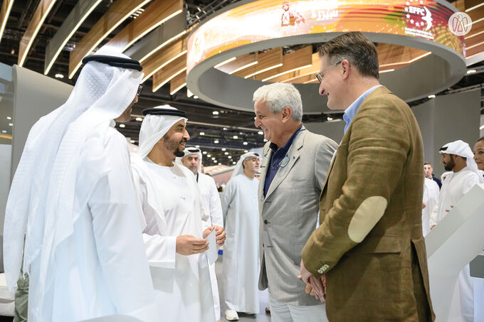 Hamdan bin Zayed visits ADIHEX 2023