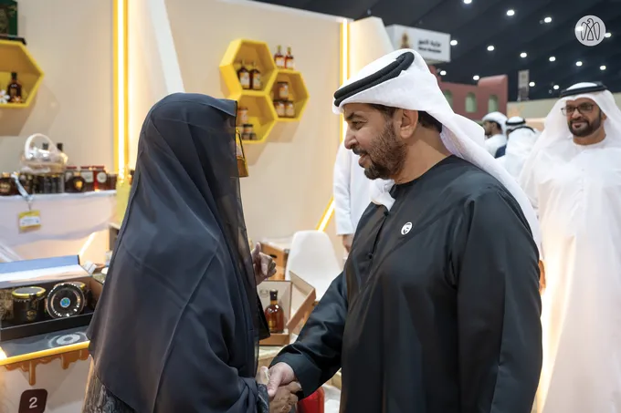 Hamdan bin Zayed visits 5th Al Dhafra Dates Festival in Madinat Zayed