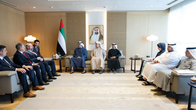 خالد بن محمد بن زايد يستقبل وزير المناجم والطاقة البرازيلي