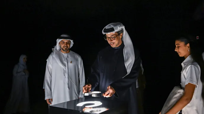 منصور بن زايد يطلق مشروع “ساحة الخيل” بنادي أبوظبي للفروسية