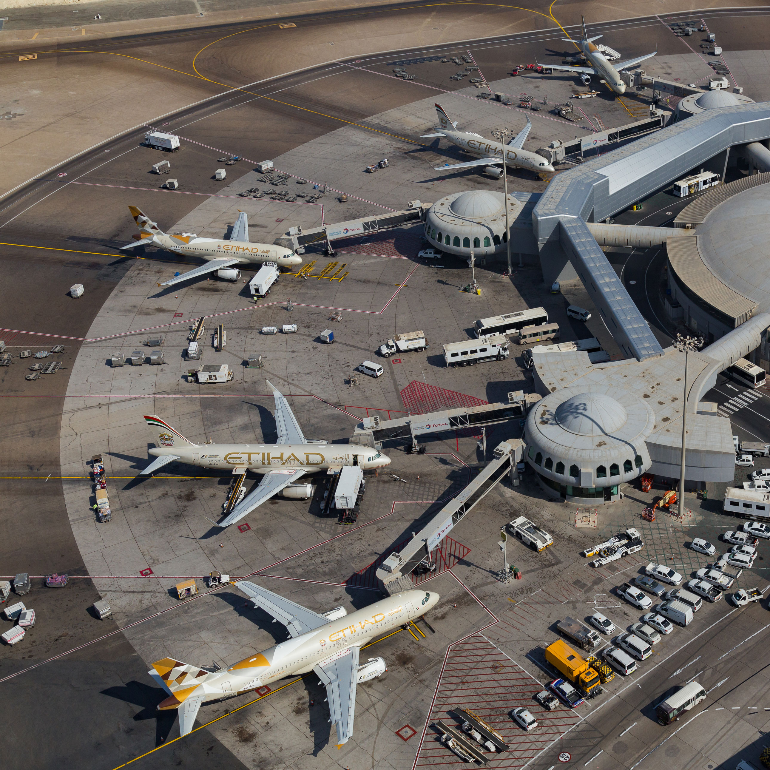 Etihad aircraft at Abu Dhabi airport
